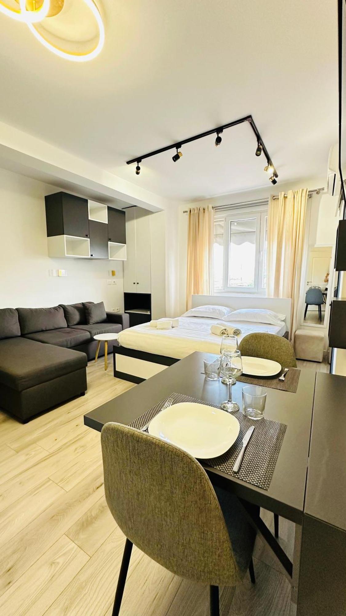 24/7 Self Check-in Apartament Tirana